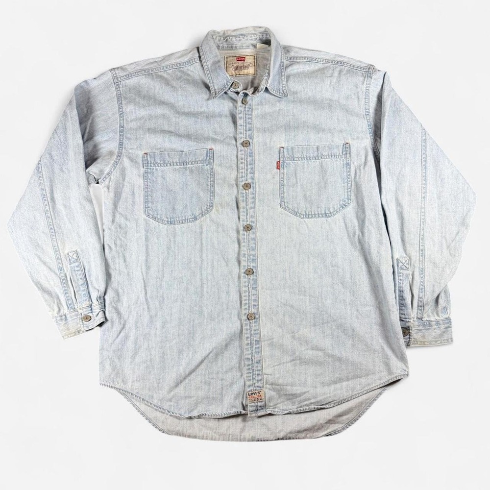 Vintage 90s Levi's Red Tab Light Wash Denim Double Pocket Button Up Size L
